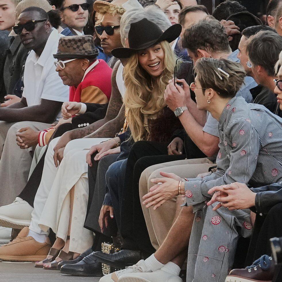 Beyoncé and Jay-Z become the main event as Paris crowns celebrity the world’s hottest trend